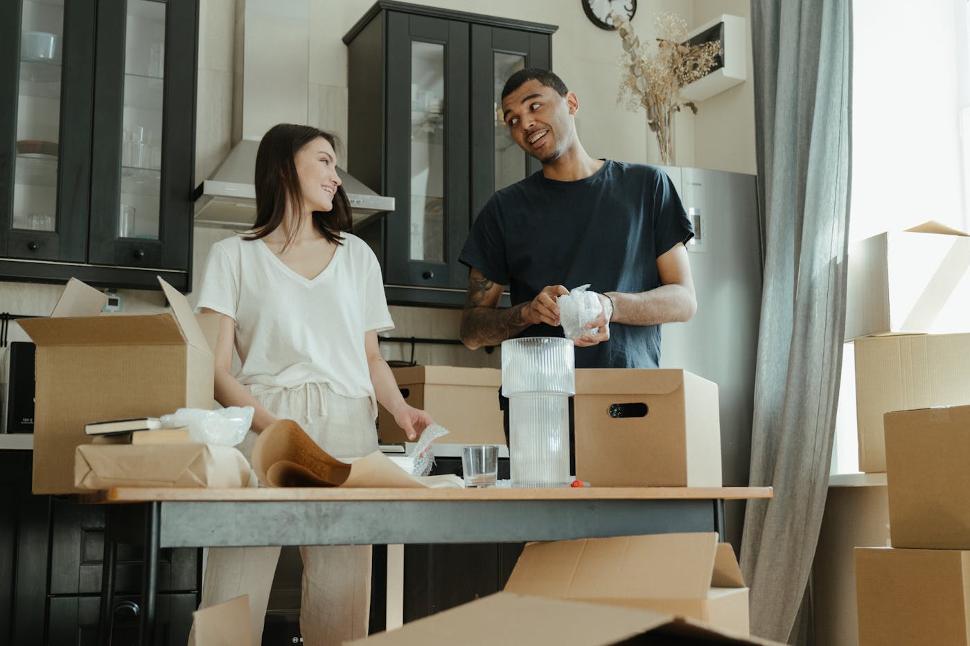 First Priority Movers crew loading a move in Pasadena, TX